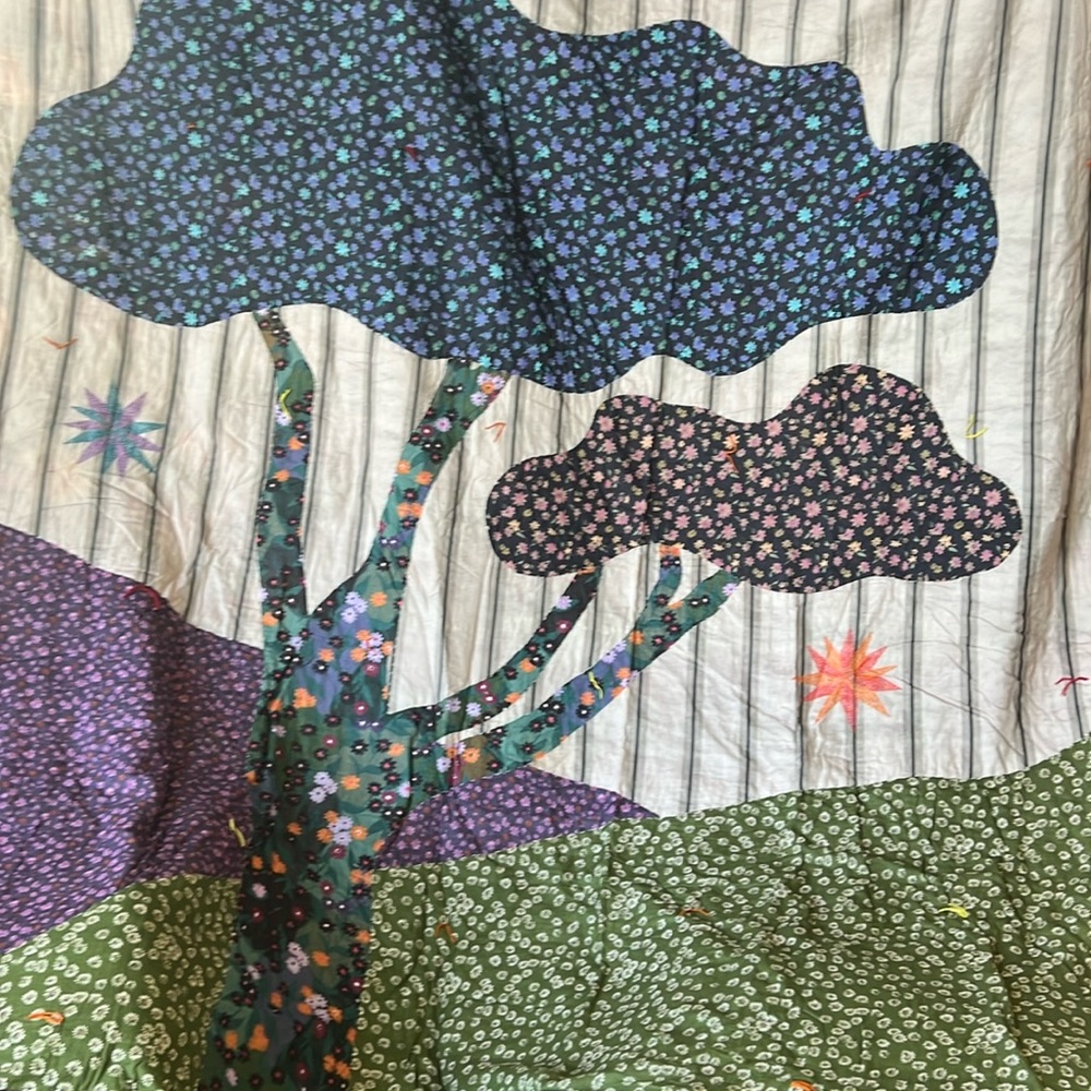 LIKE NEW Urban Outfitters “Goodnight Landscape Quilt” Full/Queen